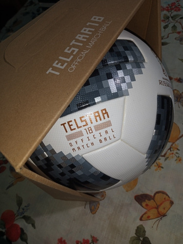 Pelota adidas Telstar 2018 Omb