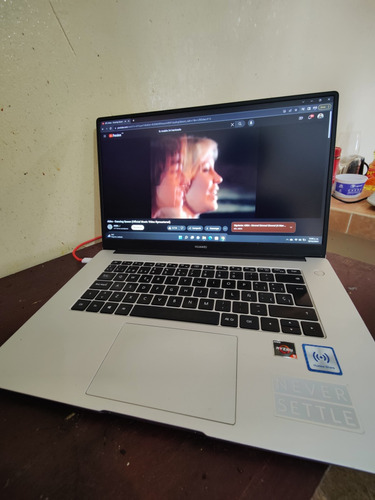 Laptop Huawei D15 Barata 