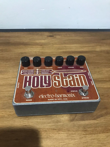 Pedal Multiefecto Electro Harmonix Holy Stain 