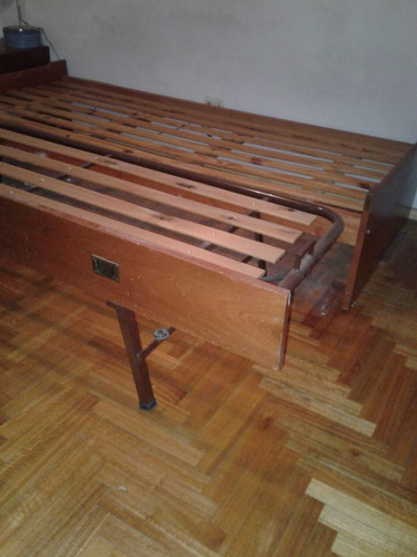 Cama Una Plaza De Madera Superpuesta Excelente Estado