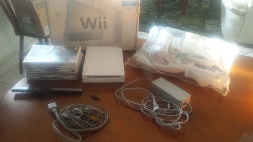 Console Nintendo Wii Completo 2 Controles+jogos