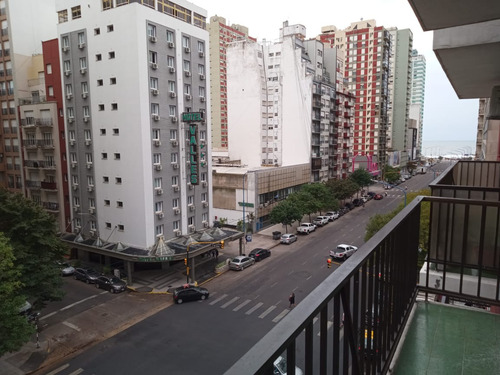 Departamento En Alquiler 3 Ambientes Estudiantes - Zona Centro, Con Vista Al Mar