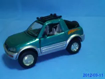 2 Miniaturas Toyota Rav 4  E Clio Kinsmart   Esc. 1:30