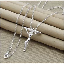 Hermoso Collar Cadena Con Crucifijo Silver Plated