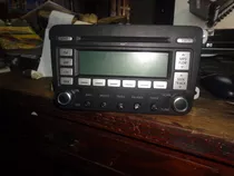 Vendo Radio De Volkswagen Jetta, # 1k0 035 180 M, Original