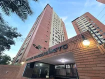 Maira Morales Vip Vende Hermoso Apartamento En El Este De La Ciudad Barquisimeto- Lara