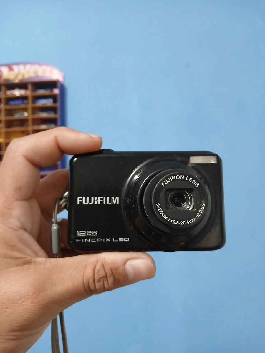 Camera Digital Fujifilm Av100 12 Megapixel | Mercado Livre