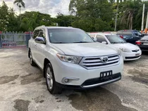 Toyota  Highlander  V6 4x4 