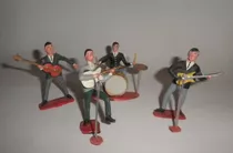 The Beatles Set De 4 Muñecos C/ Instrumentos Originales 1964