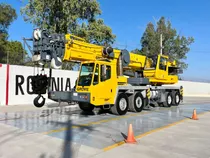 Grua Titan Sobre Camion Grove Tms900e Para 90 Ton 2007