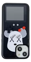 Funda Game Boy Con Pantalla Colores Bearbrick Para iPhone 14