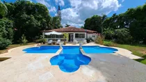 Venta De Exclusiva Villa En Casa De Campo