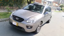 Kia Carens 7psj. 2010 Automática 2.cc