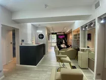 Peluquería/estética A Estrenar En Venta, Urb. Bello Monte