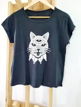 Remera Basica Con Estampa Mujer Cat Black