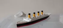 Miniatura Navio Titanic 30 Cm Que Flutua + Iceberg + Suporte