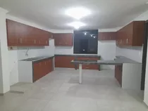 Departamento Con 3 Dormitorios Todos Con Closets Melaminico Y Cocina Con Mebles Altos Y Bajos-