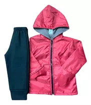 Conjunto Bebe Campera Rompe Viento Silver Y Babucha Frisada