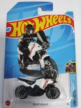 Hot Wheels Ducati Desertx