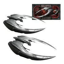 Moebius 959 Battlestar Gallactica Cylon Raider (2) 1:72