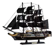 Barco Pirata Negro De Madera