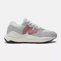 Zapatillas New Balance 5740 Color Light Aluminum/mineral Red/white - Adulto 40.5 Ar