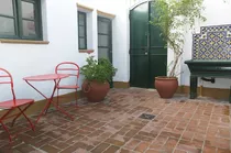 Departamento En San Telmo - Encantador Ph Antiguo Con Patio Colonial - Alquiler Temporario - 3 Ambientes   