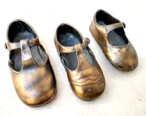 3 Zapatos De Niño Con Patina De Bronce - Muy Antiguos 