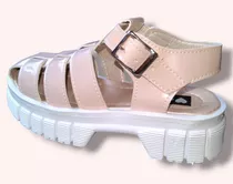 Sandalias De Charol En Oferta