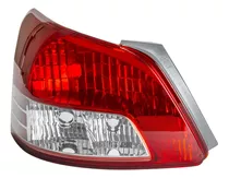 Faro Posterior Toyota Yaris Sedan 2006-2013