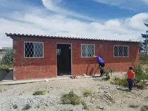 Se Vende Terreno Con Pequeña Casa De Construcción, Sector Calderon, San Juan De Bellavista.