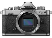 Cámara Nikon Z Fc Con Lente De 16-50mm Color Plateado