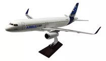 Enfeite Miniatura Avião Decorativo Realista Airbus A320 48cm Cor Branco