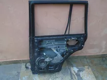 Vendo Puerta Trasera Derecha De Hyundai Terracan Año 2005