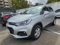 Chevrolet Tracker 1.8 Awd 4x4 At 2017 Gris Plata Usado Nt