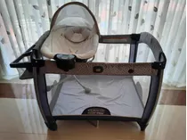 Corral Para Bebé Graco Con Cambiador Y Silla