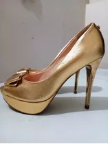 Nuevo   Stilettos Dorados .talla 36