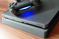 Sony Playstation 4 Slim - 2 Controles Originais + 3 Jogos 