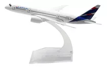 Avião Comercial Airbus / Boeing - Miniatura De Metal - 15cm Cor Latam Airlines - Boeing 787