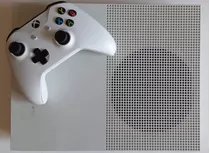 Xbox One S 1 Tb + Cables + 1 Control (sin Caja)
