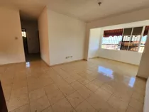 Apartamento En Alquiler Ciudad Real Ii, Av. Republica De Col