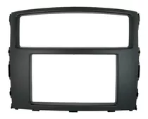 Kit Adaptación Radio Dash Mitsubishi Montero (06-14)