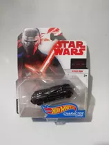 Hot Wheels Star Wars Disney The Last Jedi - Kylo Ren