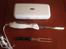 Cuchillo Eléctrico Oster - Para Corta Carne Pan Pavo Pernil 