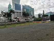 Venta De Terreno Comercial-residencial Con 2,525m2 En Calle 50