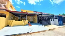 Venta De Casa Con 215 M2 De Terreno En La Locería 23-8557