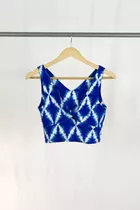 Crop Top De Lino Con Estampa Batik Y Nudo En Pecho