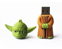 Pen Drive Star Wars Mestre Yoda 32gb Emborrachado Usb 2.0