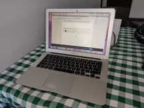 Apple Macbook Air 13 Mid 2012 & Accesorios. Como Nuevo