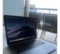 Macbook Pro 13-inch 2017, Four Tunderbolt 3 Ports Impecable